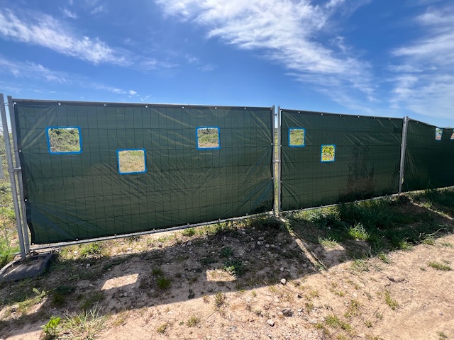 Extra mit Gucklöchern jetzt